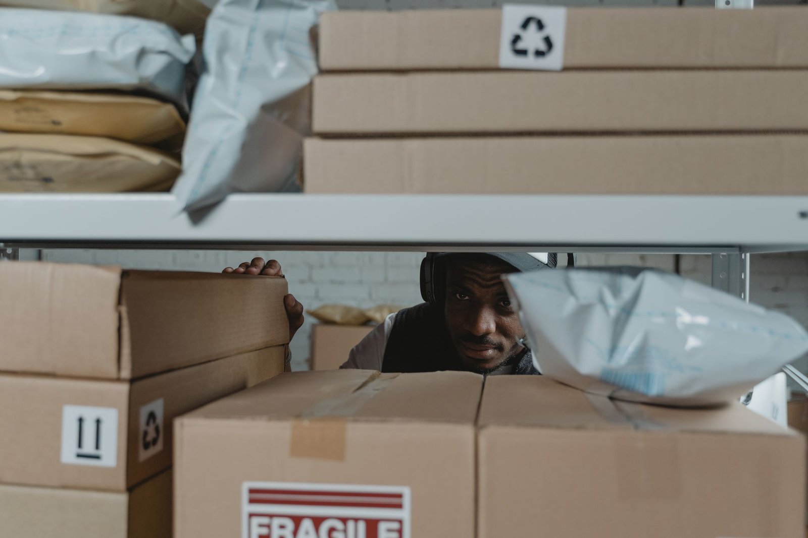 Incoming Inspection Sampling for Smart Pet Products: A Buyer Plan